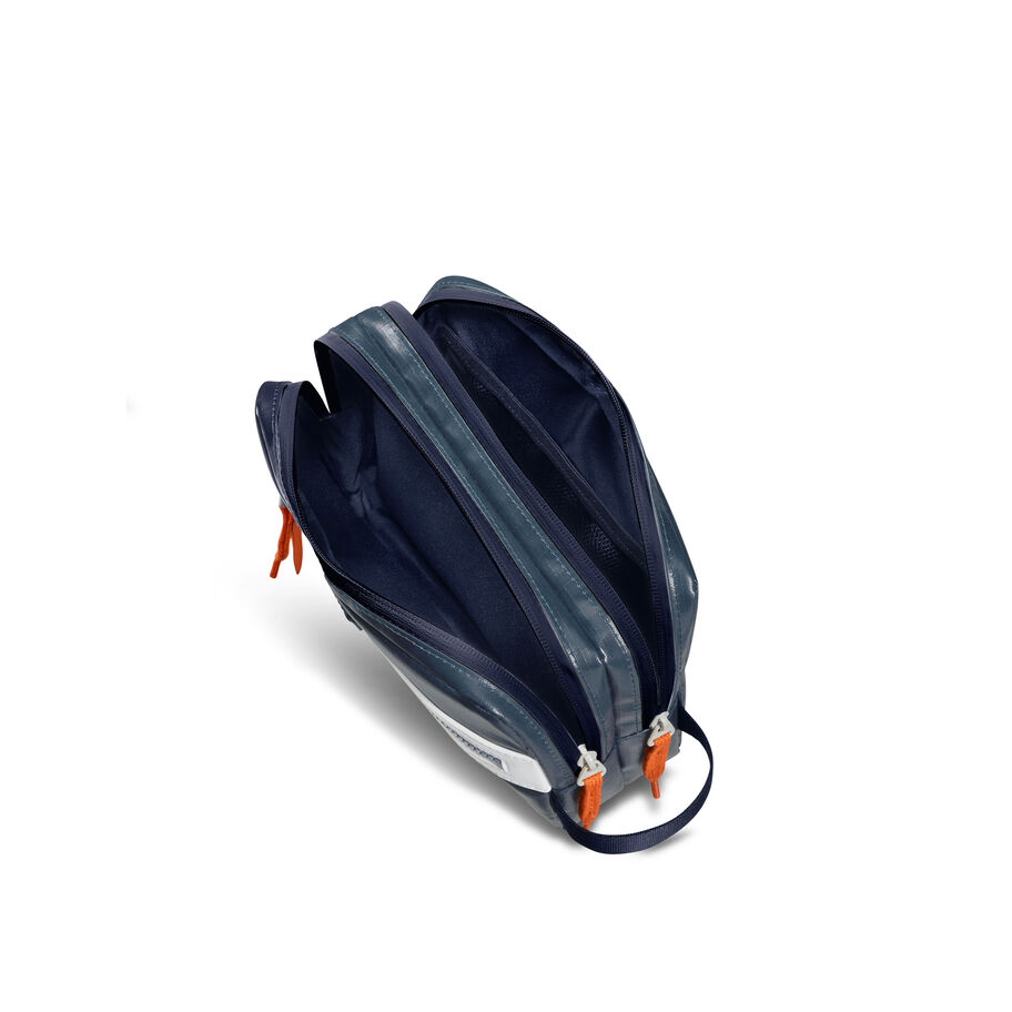 Design Lab Toiletry Kit in the color Navy. image number 2